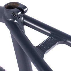 CULT CREW Frames<Crew Frame / jaume sintes colorway